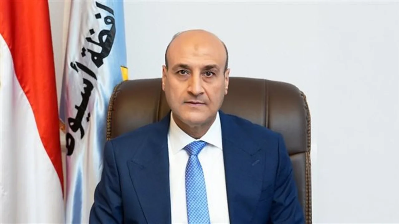 محافظة أسيوط ترفع حالة الطوارئ لمواجهة العاصفة الرملية وتوقعات هطول السيول اليوم